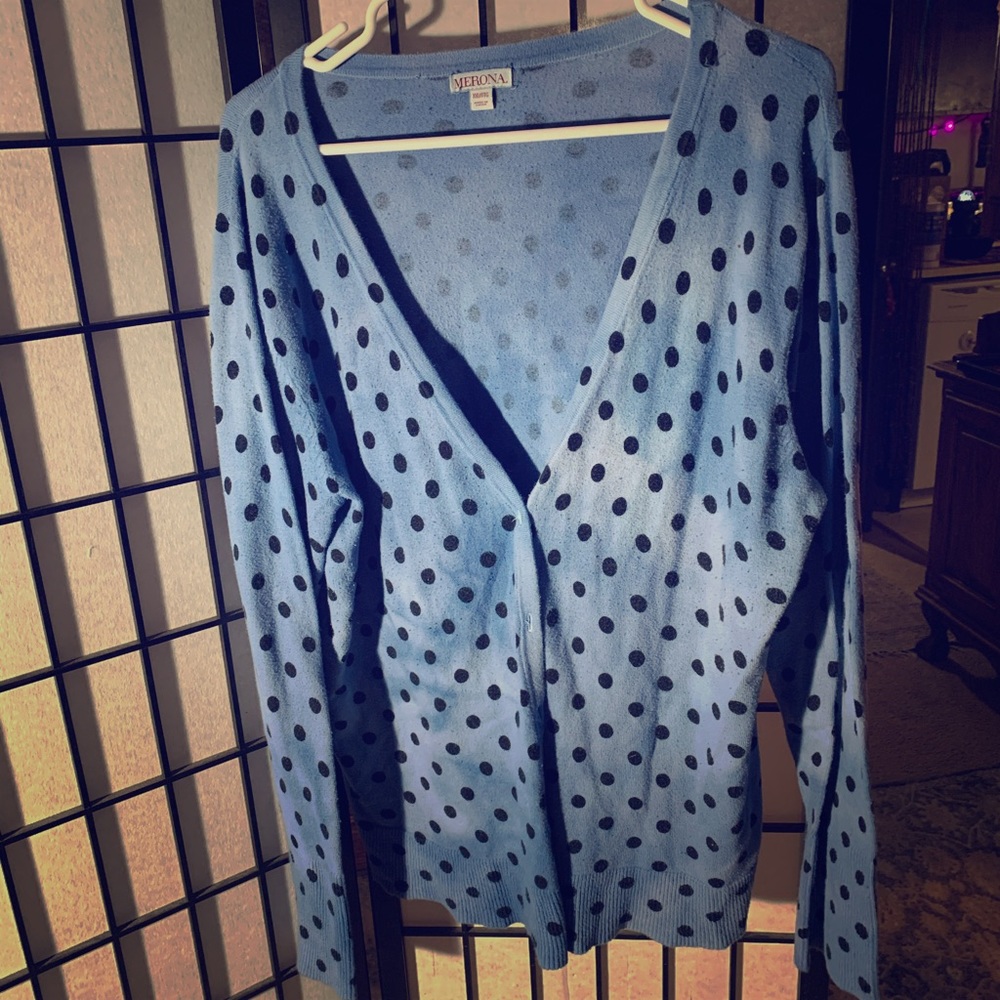 Blue dyed cardigan type sweater